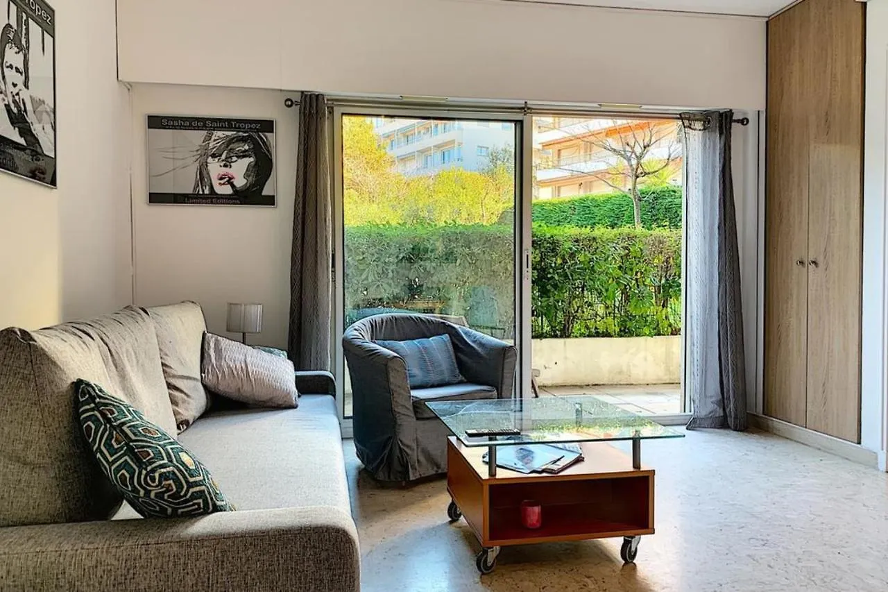 Prázdninový dům Henri Camille Real Estate - Golden - One Bedroom Apt Swimming Pool Cannes