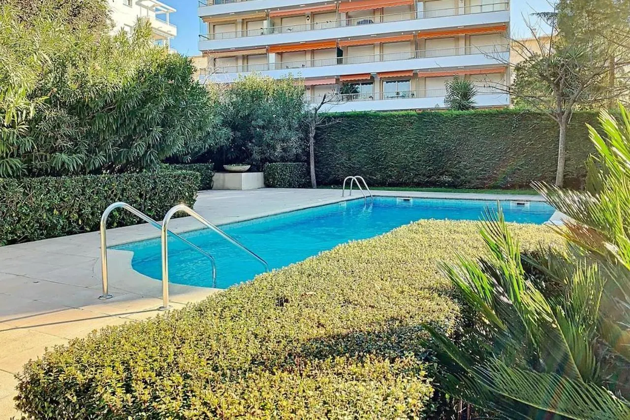 Prázdninový dům Henri Camille Real Estate - Golden - One Bedroom Apt Swimming Pool Cannes