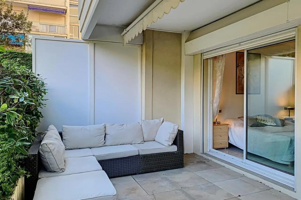 Henri Camille Real Estate - Golden - One Bedroom Apt Swimming Pool Cannes 0*,