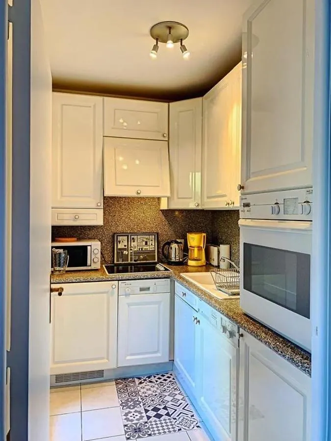 Henri Camille Real Estate - Golden - One Bedroom Apt Swimming Pool Cannes Holiday home